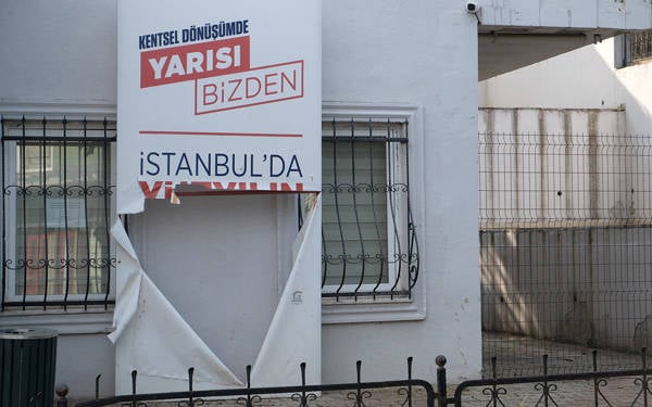 Topağacı izlenimleri: Kentsel dönüşümün gölgesinde yaşam mücadelesi