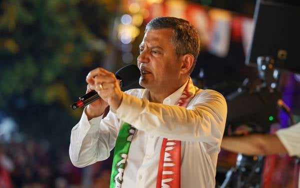 /haber/ozgur-ozel-ak-toroslar-cetesi-cokuyor-ak-parti-cokuyor-310396