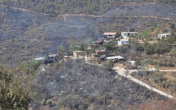 Mersin’de Silifke ve Anamur’da orman yangınları sürüyor
