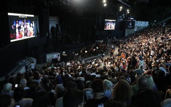 “Fosforlu Cevriye” Harbiye’deydi