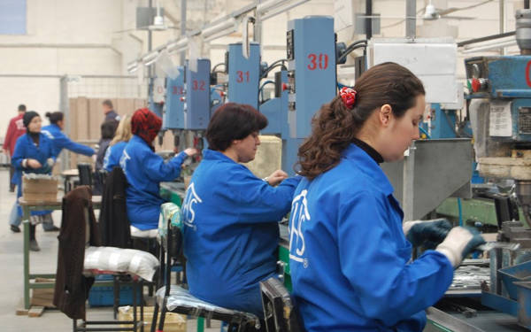 /haber/calisma-hayatinda-esitsizlik-kadinlar-daha-az-istihdamda-daha-cok-issizlikte-310586