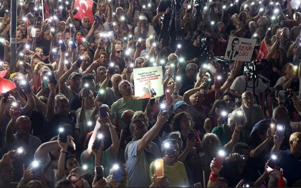 /haber/chp-birinci-parti-akp-31-mart-2024-ten-bu-yana-siyaseten-iktidarda-degil-310815