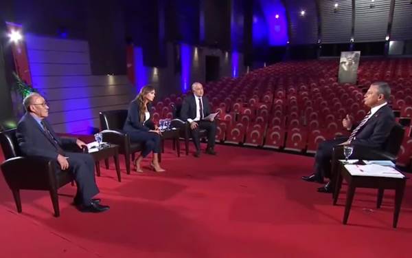 Özgür Özel: "Gürsel Tekin'i ihraç ettik"