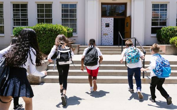 /haber/egitimde-toplumsal-cinsiyet-esitligi-222-bin-kiz-cocugu-egitim-disinda-311158