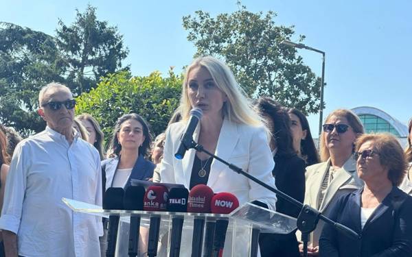 /haber/dilek-imamoglu-tarafsiz-mahkemeler-tutuksuz-yargilama-istiyoruz-311191