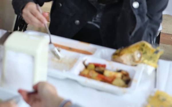 "Her 3 çocuktan 1'i okula aç gidiyor"