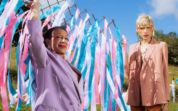 Yalangoch qizlar vektor kliplar 1990-yillarning mashhur porno aktrisalari