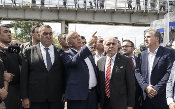 Gürsel Tekin'den 'il binası' yanıtı: Genel Başkanımız nereyi uygun görürse, her yer bizim