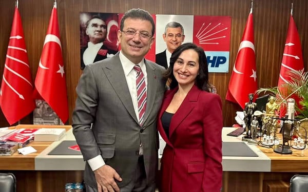 Beykoz Belediye Başkan Vekili Özlem Vural Gürzel CHP’den istifa etti