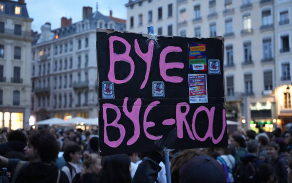 “Macron’un ikinci başkanlık dönemi birçok açıdan tam bir fiyasko”
