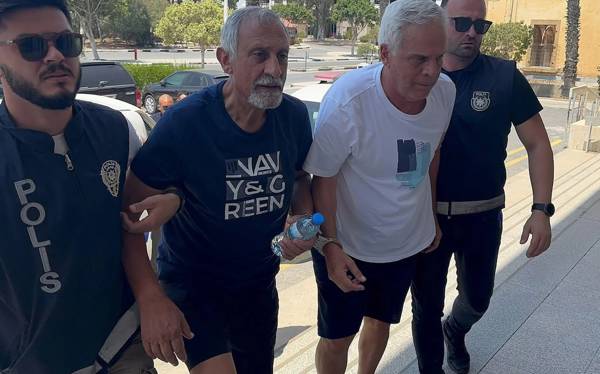 Avrupa Parlamentosu 597 evet ve 5 çekimser oyla Türkiye'yi insan haklarına saygıya çağırdı