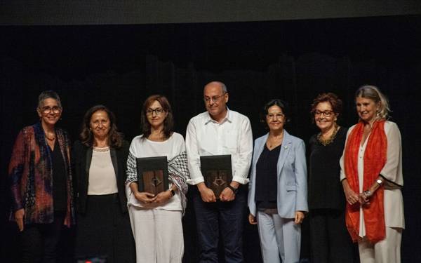 Bülent Şık: Oysa insan bir ada değildir, hayat başkalarıyla mümkündür