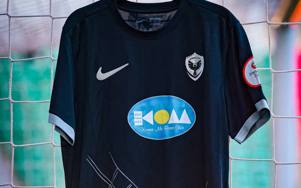 Li ser formayên Amedsporê dirûşmeya bi kurdî hate nivîsandin