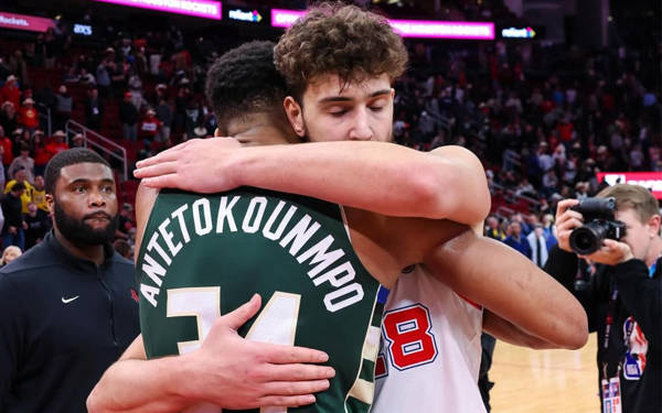 Alperen Şengün ve Giannis Antetokounmpo'dan karşılıklı özür ve ortak mesaj