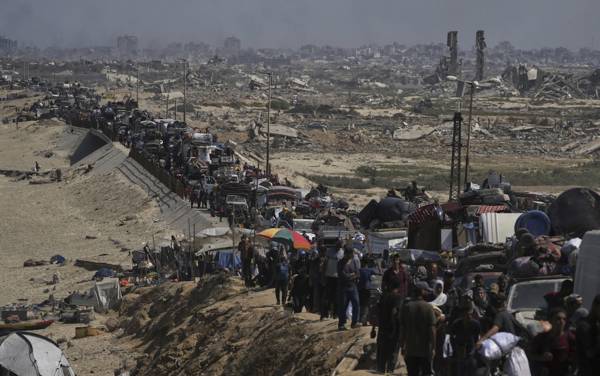 /haber/israil-in-gazze-ye-kara-saldirisi-basladi-binlerce-filistinli-kentten-kaciyor-311586