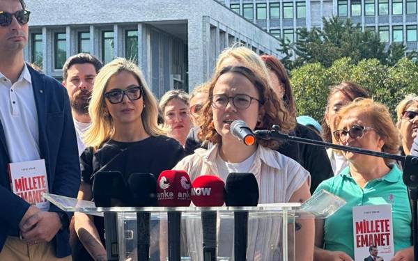 19 Mart’ta tutuklanan Derin Doğa Kuş: “Bize ‘siz mi değiştireceksiniz’ dediler; biz ‘evet’ dedik”