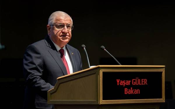 /haber/guler-pkk-ve-iltisakli-tum-gruplar-derhal-silahlarini-teslim-etmeli-311710