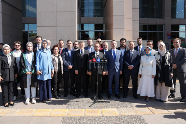 AKP'den Özgür Özel hakkında suç duyurusu