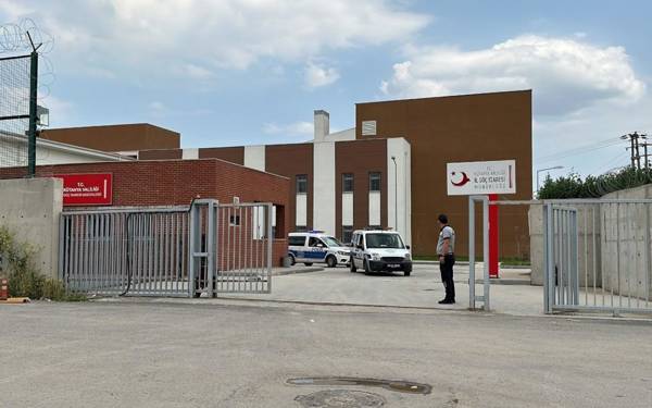 Raporlara rağmen ameliyat izni çıkmadı: Özbek mülteci GGM’de tutuluyor