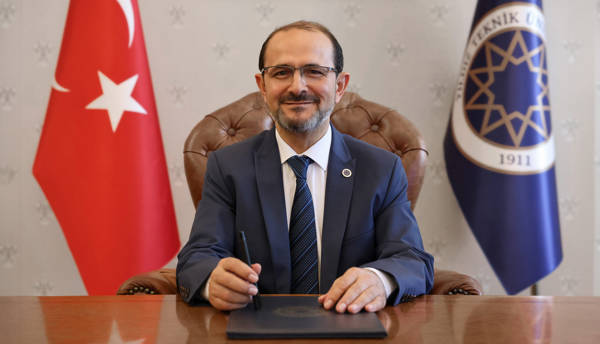 /haber/rektor-yok-ten-habersiz-dekan-atadi-311892