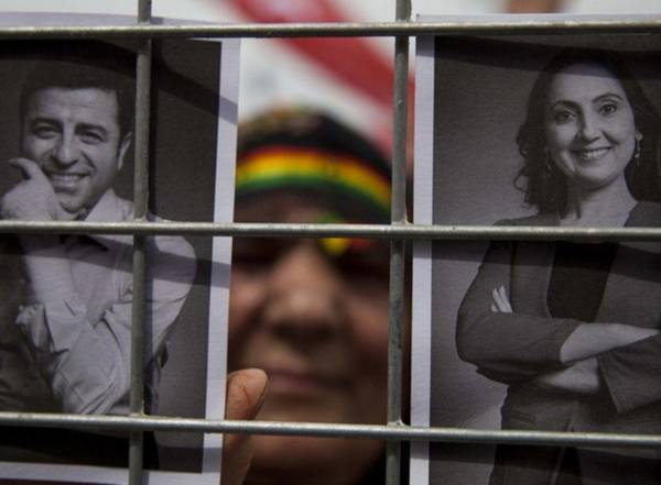 Demirtaş ve Yüksekdağ'ın da yargılandığı Kobani davası istinafta: “Tahliye kararı çıkabilir”