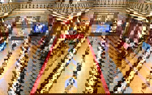 Komîsyon dê li rêxistinên hiqûqê guhdarî bike