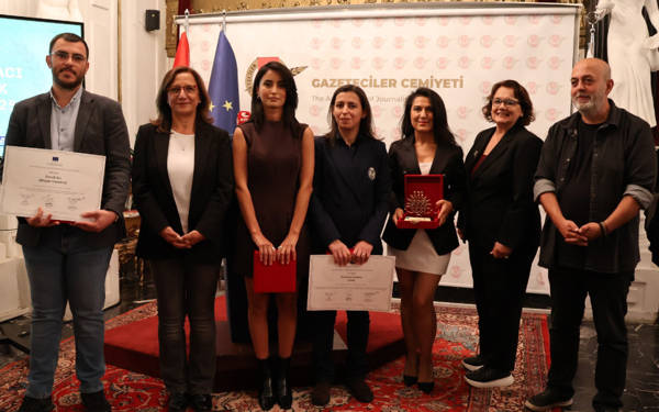 bianet muhabiri Gülseven Özkan’a AB Araştırmacı Gazetecilik Ödülü