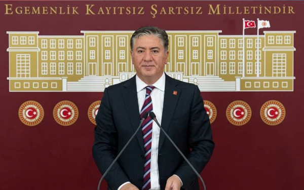 CHP’li Murat Emir’den Selahattin Demirtaş çağrısı