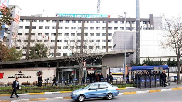 İstanbul'da 13 kişi gözaltına alındı