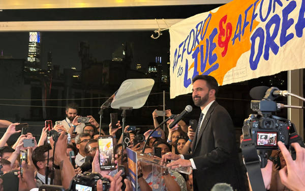 /haber/trump-mamdani-nin-secilmesi-halinde-new-york-u-federal-yardimi-kesmekle-tehdit-etti-312075