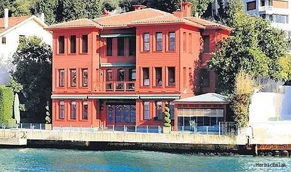 Üniversite bütçesi yalı tadilatına harcandı
