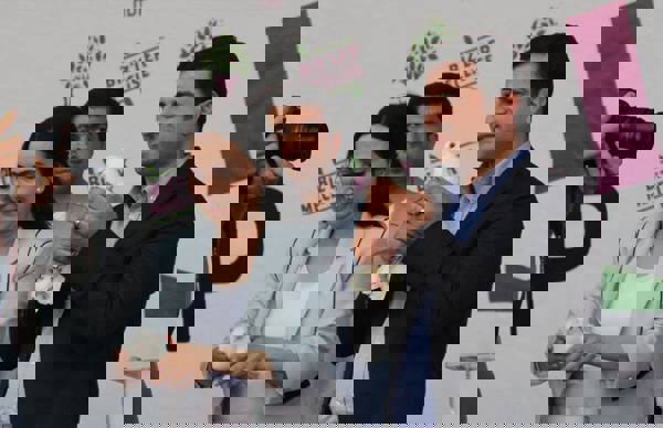 /haber/dem-parti-demirtas-ve-yuksekdag-derhal-serbest-birakilmali-312210