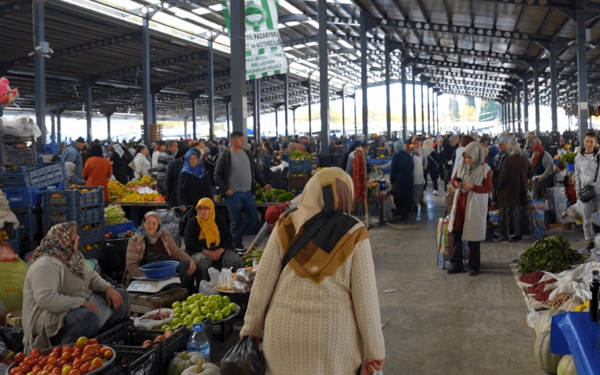 Enflasyon beklentileri aşarak yine yükselişe geçti