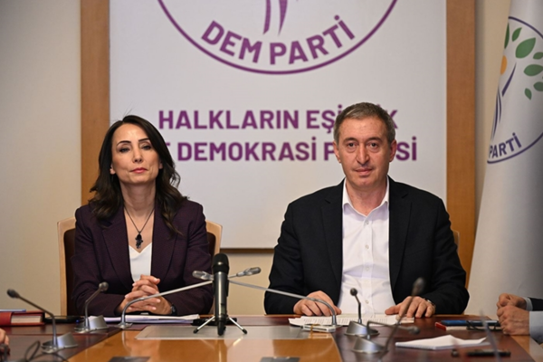DEM Parti Eş Genel Başkanlarından Türkiye'nin 'Demirtaş' itirazına tepki