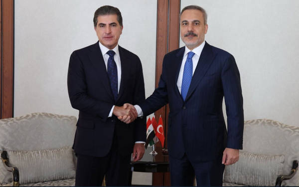 Nêçîrvan Barzanî û Hakan Fîdan civiyan