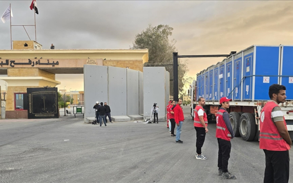 İsrail dört rehine cenazesinin teslimi sonrası Refah'ı yeniden açıyor