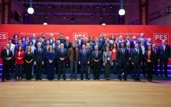 Özel ve Bakırhan, Avrupa Sosyalist Partisi Kongresi’ne katıldı