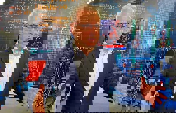 /haber/casusluk-iddiasiyla-tele1e-operasyon-merdan-yanardag-gozaltina-alindi-312828