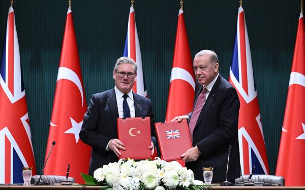 Erdoğan: "Starmer ile Eurofighter alım anlaşmasını imzaladık"