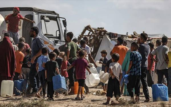 /haber/gazzede-su-kitligi-ve-250-bin-ton-cop-filistin-halkinin-sagligini-tehdit-ediyor-312970