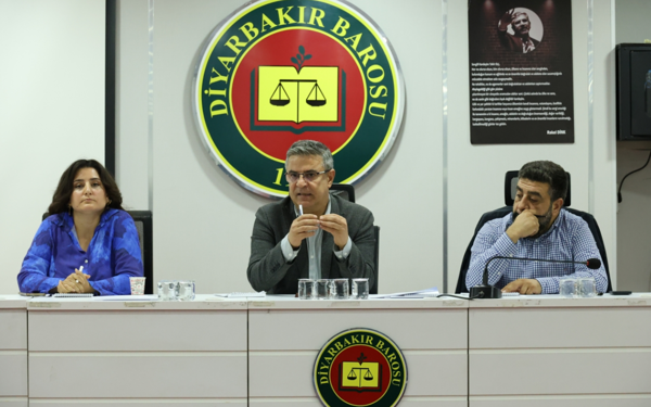 Diyarbakır Barosu'ndan ‘süreç’ komisyonu: "Entegre yasaları üzerine çalışılacak"