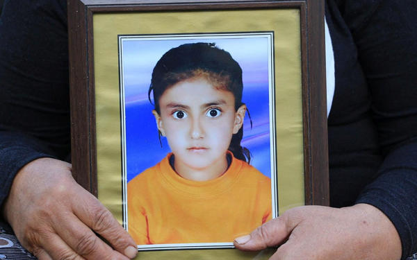 Ceylan Önkol'un fotoğrafı "sakıncalı" bulundu