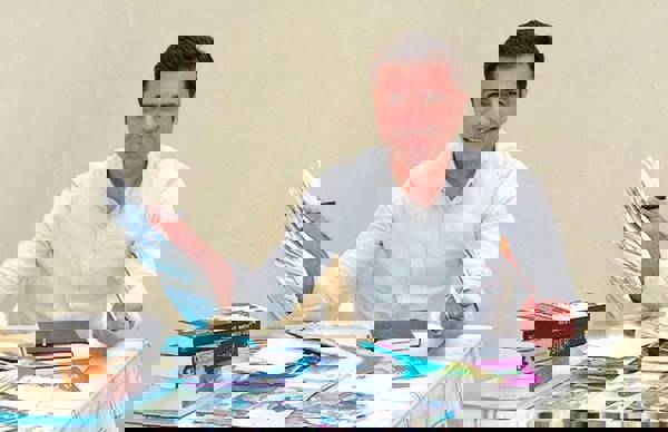 Selahattin Demirtaş yazdı: Sürecin kilit kavramı silah değil, kardeşliktir