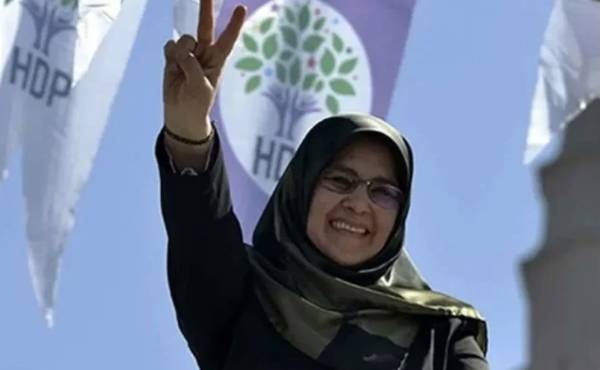 Hüda Kaya serbest: "Gerçek özgürlüklere, özgür günlere"