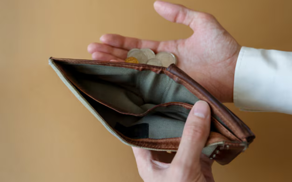 Konda'dan 'maaş' araştırması: Alır almaz bitiyor