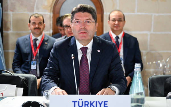 İstatistikleri gizleyen Adalet Bakanlığı ifade özgürlüğünü ihlal etti