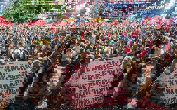 CHP’nin bilgi işlem sorumlusu gözaltında