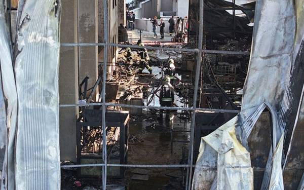 /haber/dilovasi-fabrika-yangini-sorusturmasi-7-kisi-gorevden-alindi-313365