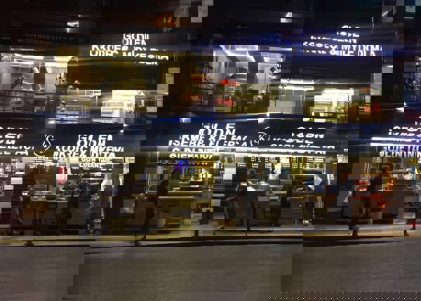 Three family members, including two children, die of suspected food poisoning in İstanbul