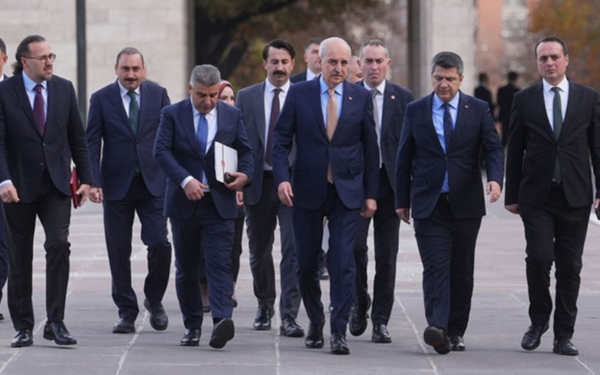 AKP’den İmralı kararı: Olumlu oy kullanacağız